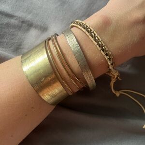 Elegant Gold Bracelet Set